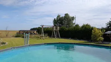 Garten mit Pool