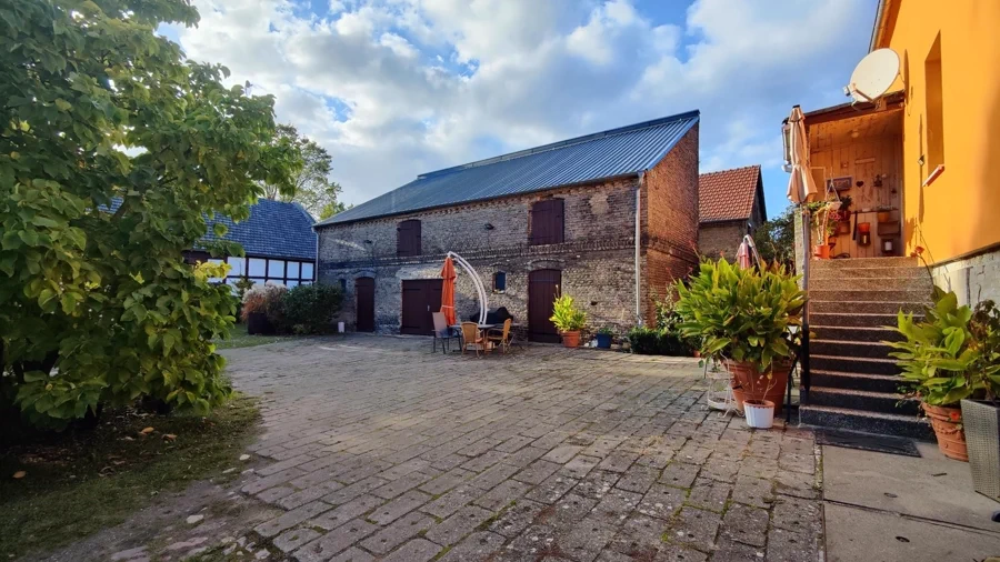 Landhaus mit großem Grundstück in Kartzow