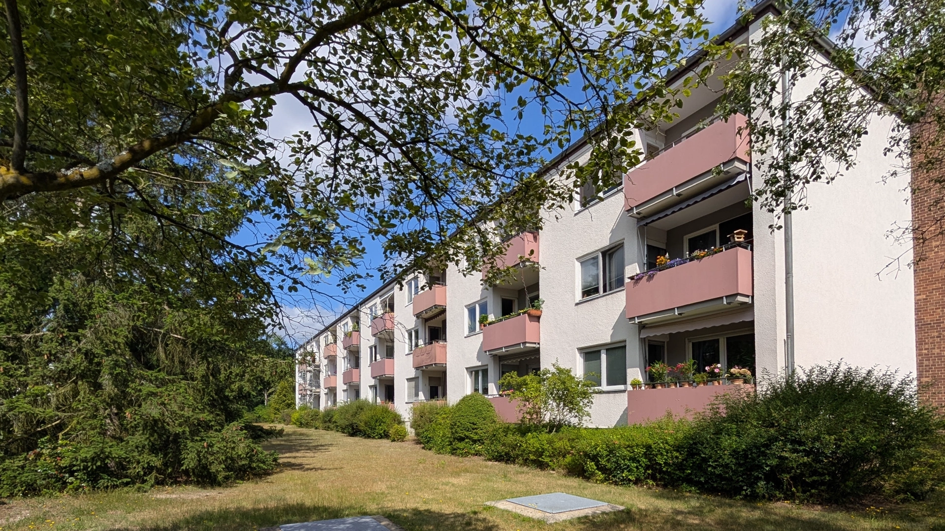 Bezugsfreie 4-Zimmer-Maisonette-Wohnung in Berlin-Zehlendorf-Düppel