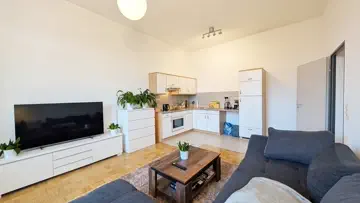 Offener Wohn- und Essbereich