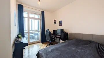 Schlafzimmer mit Wintergarten