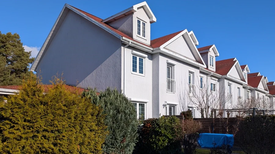 Attraktives Reihenmittelhaus mit 3 Stellplätzen in ruhiger Wohnlage