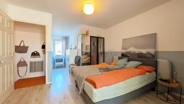 Schlafzimmer - DG