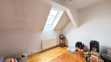 kleines Zimmer DG