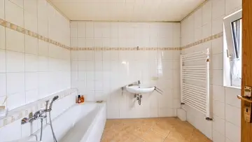Bad EG ohne Schrank