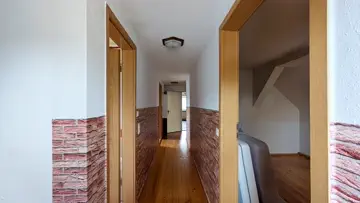Flur DG