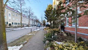 Strassenansicht 1